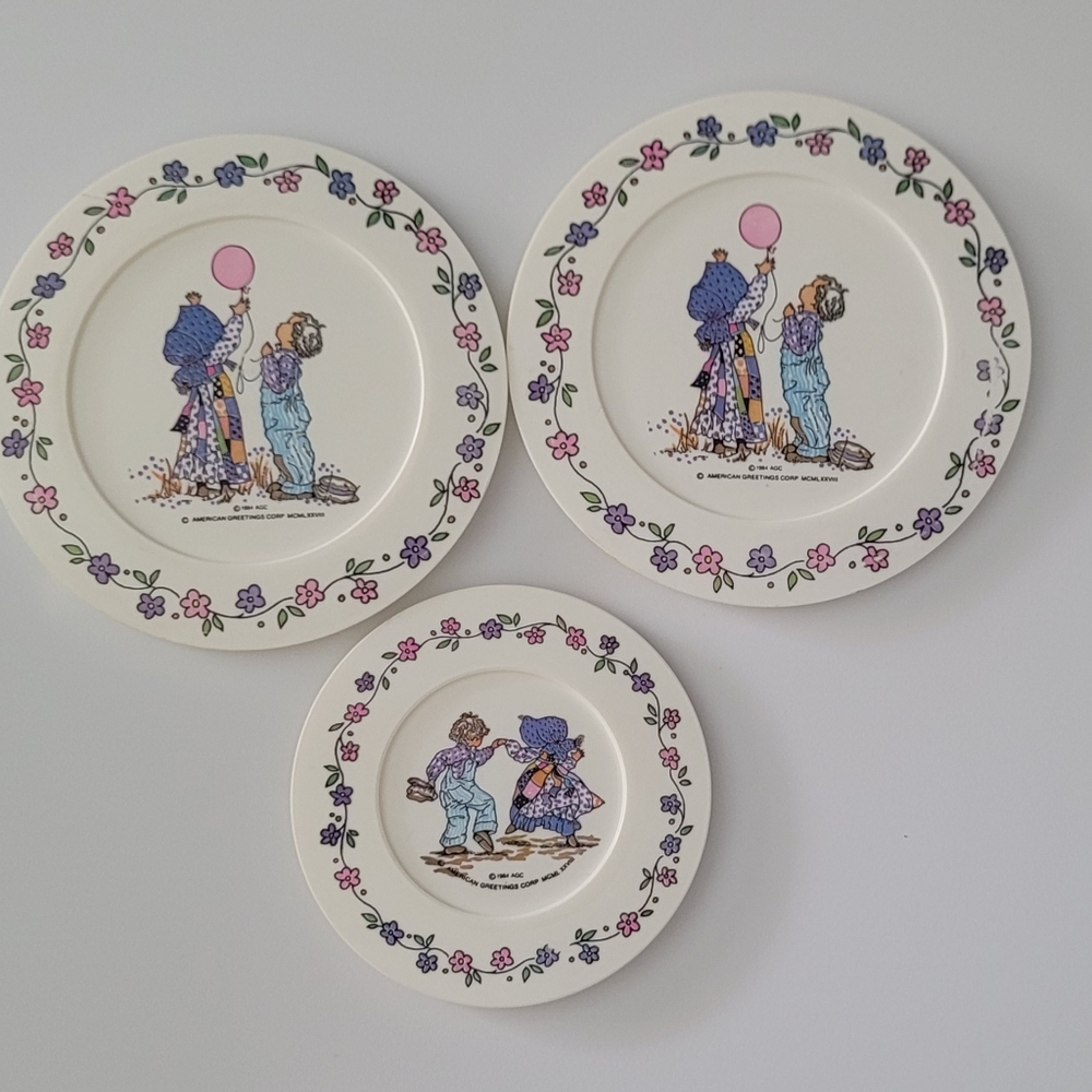 3-Holly Hobbie Sharing Doubles The Fun child Melamine Play Plates Tea Dish Set